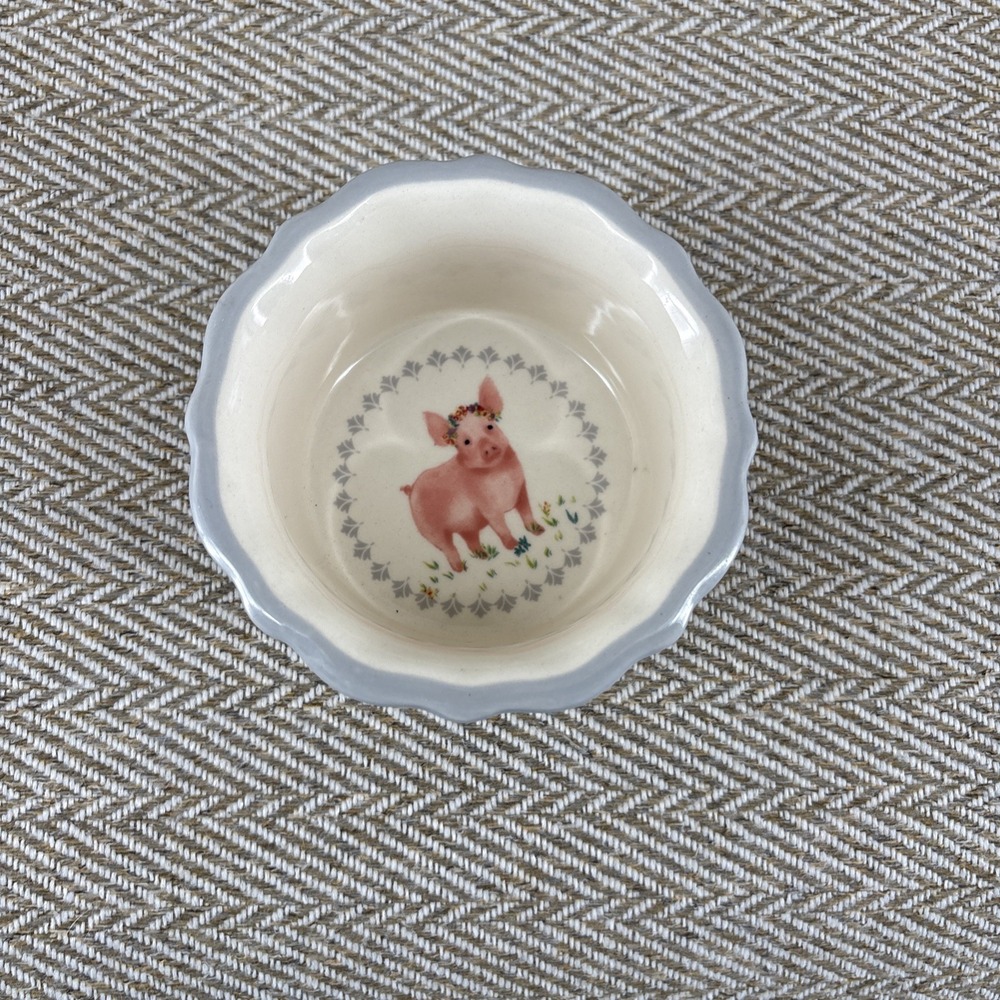 Pioneer Woman Ramekin Pig Plaid Gray Gingham Design Custard